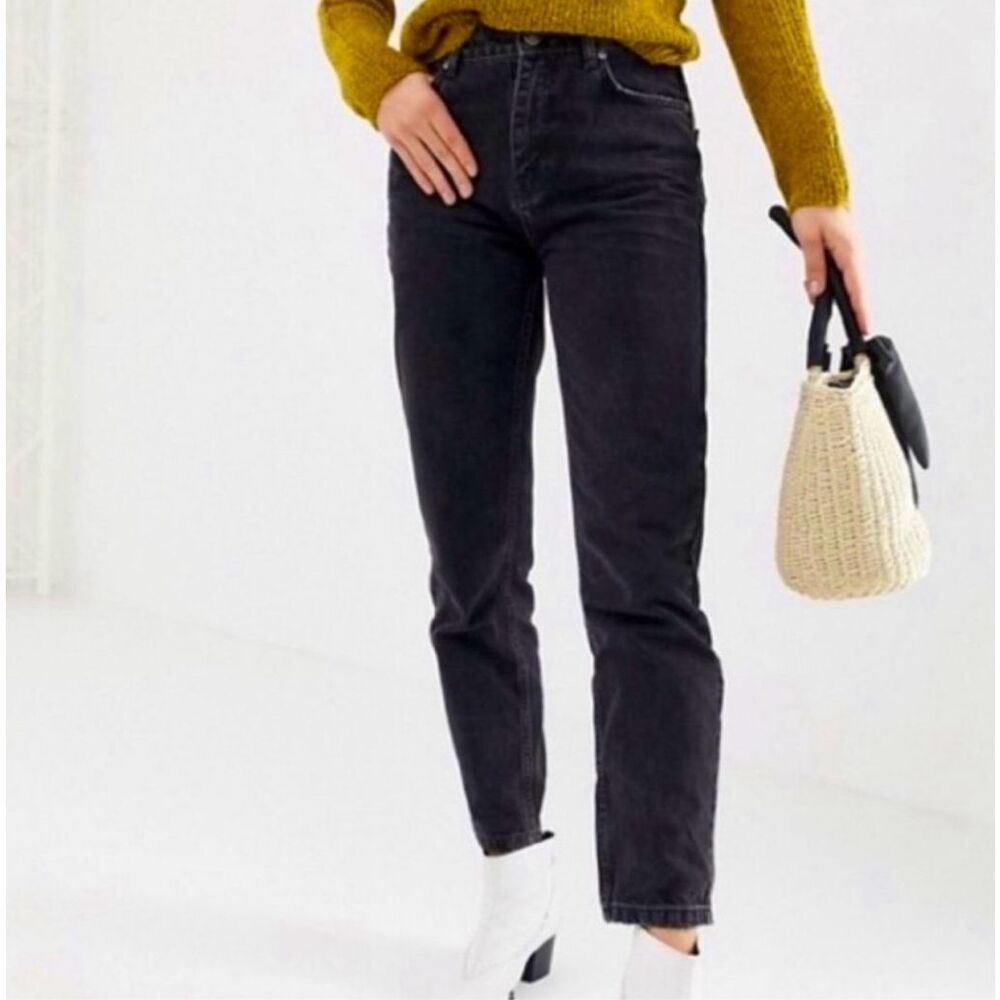 ✨WE THE FREE High Rise Mom Sz 24 Jeans✨
